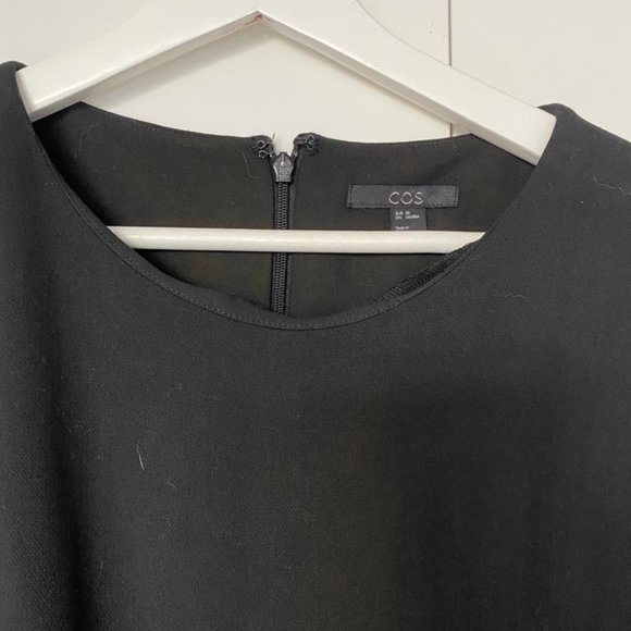 COS top (M) - Picture 2 of 3